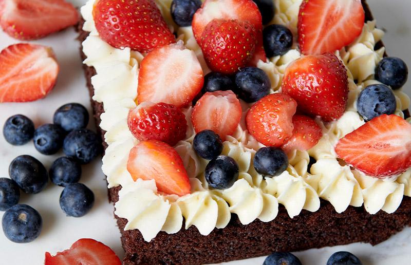 Møblér opskrift - Det færdige resultat - smuk og lækker sommerkage